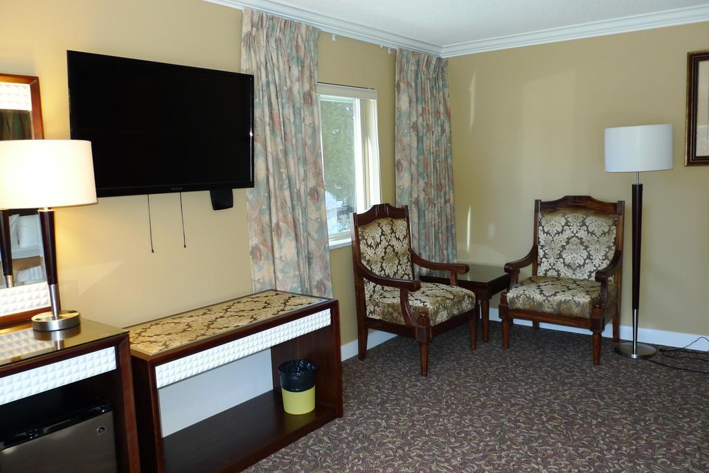 The Deluxe Hotel Vancouver Esterno foto